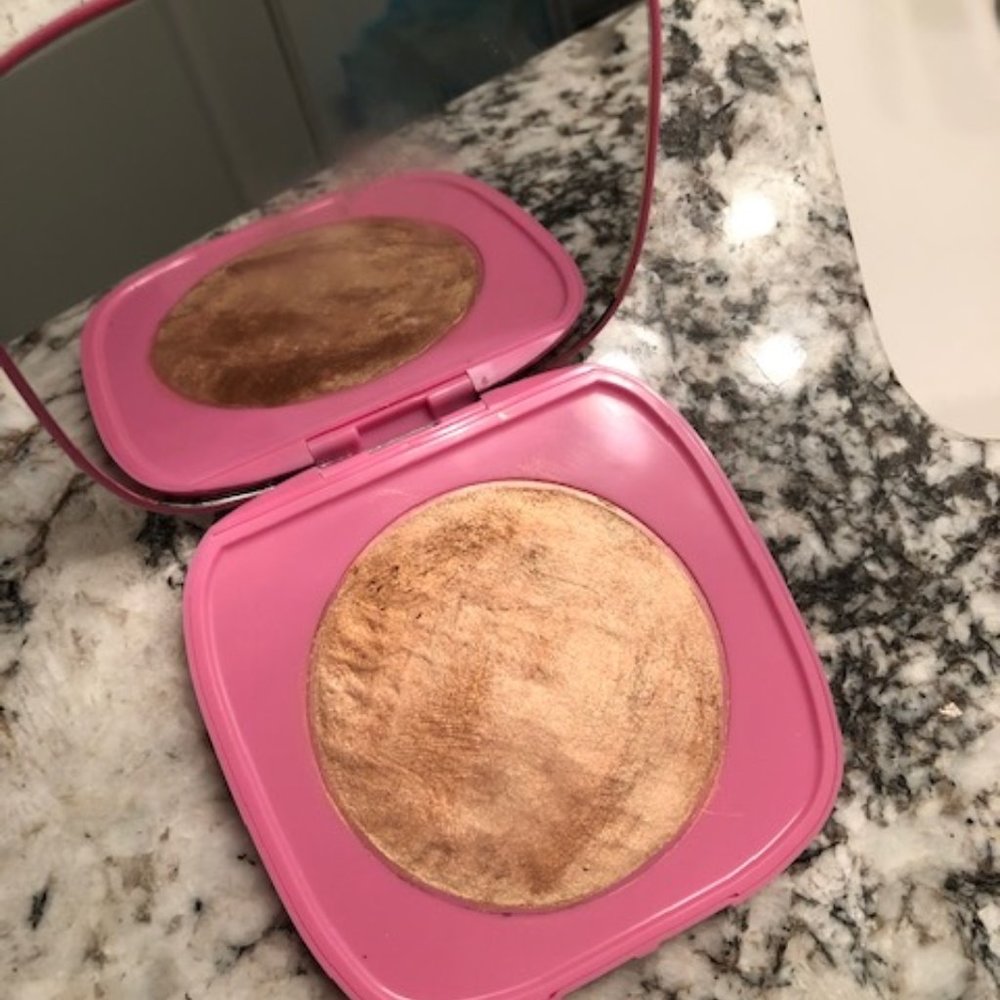 Barbie x Colourpop Super Shock Highlighter in Beach Party